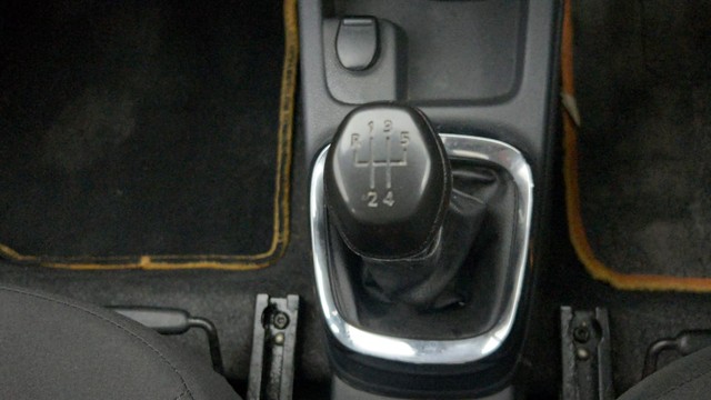 Second-hand 2016 Renault KWID RXT for sale in Chandigarh-12