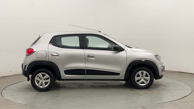 Second-hand 2016 Renault KWID RXT for sale in Chandigarh-2