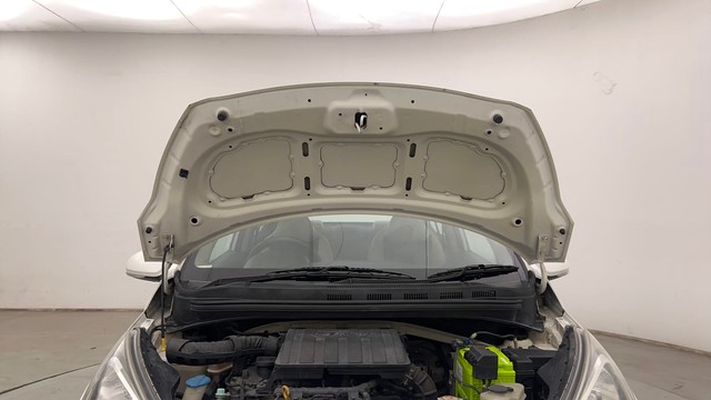 Second-hand 2017 Hyundai Xcent Petrol for sale in Chandigarh-8