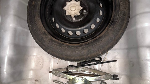 Second-hand 2017 Hyundai Xcent Petrol for sale in Chandigarh-21