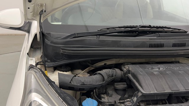 Second-hand 2017 Hyundai Xcent Petrol for sale in Chandigarh-31