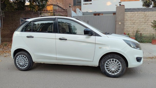 Tata Bolt Revotron XE Second-hand 2016 Tata Bolt Revotron XE for sale in Ludhiana-1
