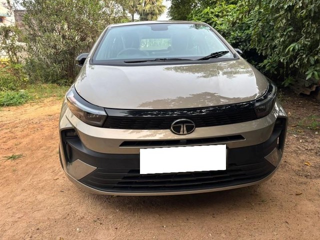 Second-hand 2025 Tata Altroz Pure S for sale in Nellore-4