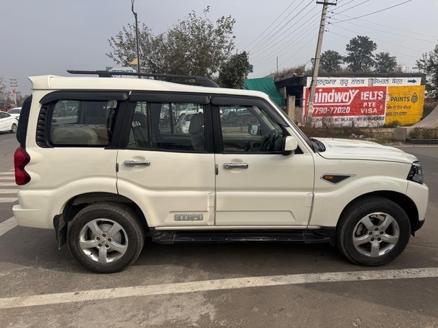 Mahindra Scorpio 1.99 S10 Second-hand 2017 Mahindra Scorpio 1.99 S10 for sale in Ludhiana-6