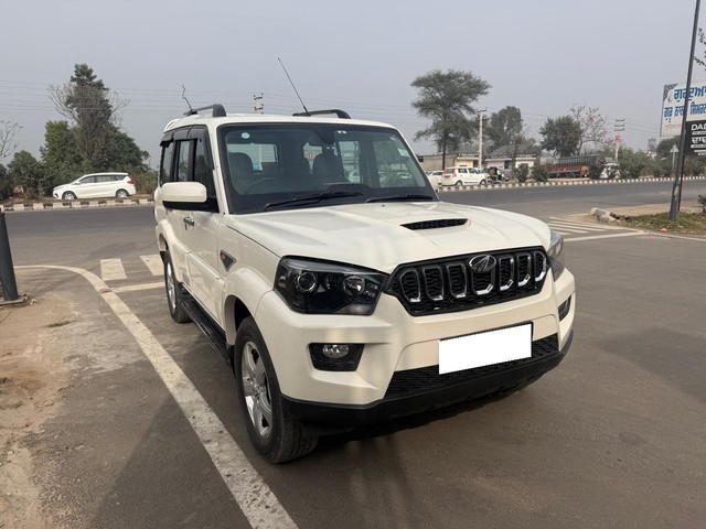 Mahindra Scorpio 1.99 S10 Second-hand 2017 Mahindra Scorpio 1.99 S10 for sale in Ludhiana-0