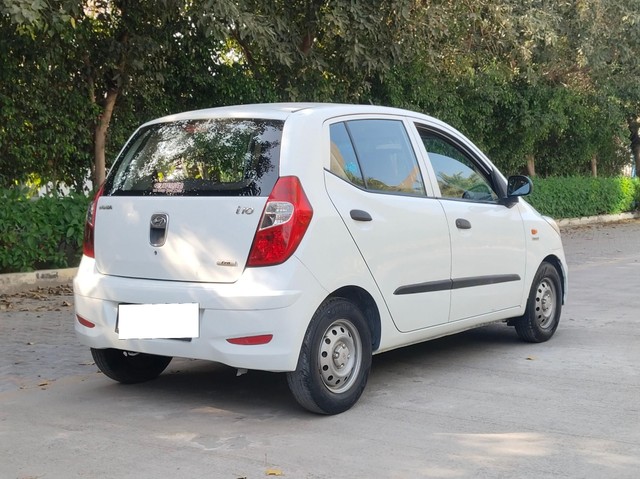 Second-hand 2011 Hyundai i10 Era for sale in Faridabad-9