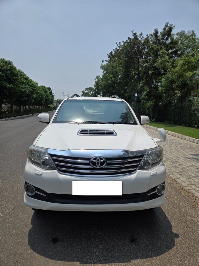 Second-hand 2015 Toyota Fortuner 4x4 MT for sale in Ludhiana-5