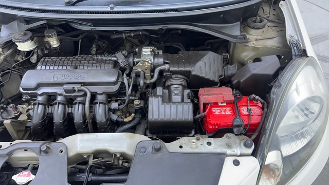 Second-hand 2013 Honda Brio S MT for sale in Hyderabad-39