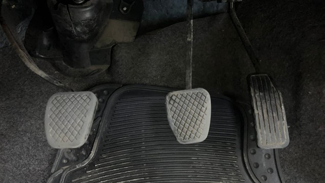 Second-hand 2013 Honda Brio S MT for sale in Hyderabad-14