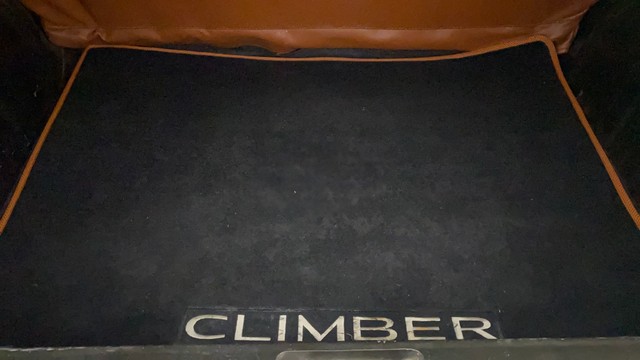 Second-hand 2018 Renault KWID Climber 1.0 AMT for sale in Gulbarga-19