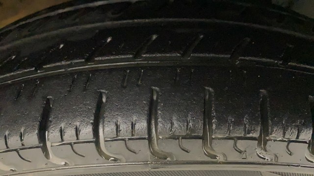 Second-hand 2018 Renault KWID Climber 1.0 AMT for sale in Gulbarga-28