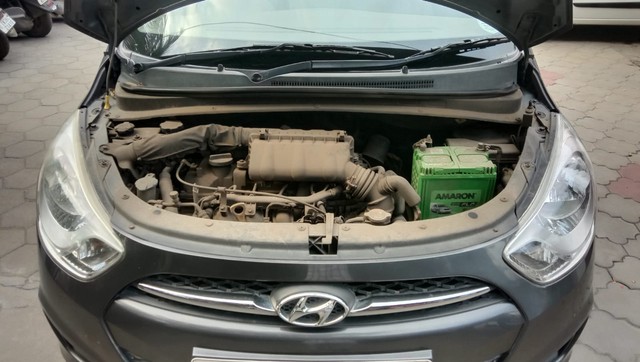 Second-hand 2011 Hyundai i10 Sportz AT for sale in Coimbatore-5