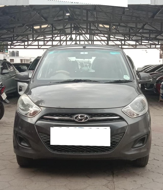 Second-hand 2011 Hyundai i10 Sportz AT for sale in Coimbatore-15