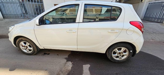Second-hand 2011 Hyundai i20 1.4 CRDi Asta for sale in Rajkot-7