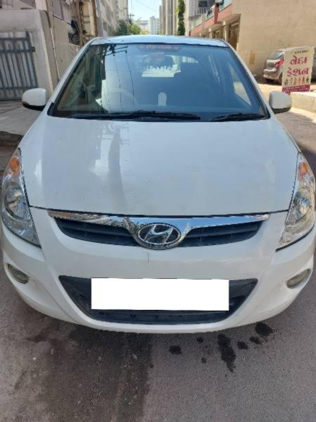 Second-hand 2011 Hyundai i20 1.4 CRDi Asta for sale in Rajkot-1