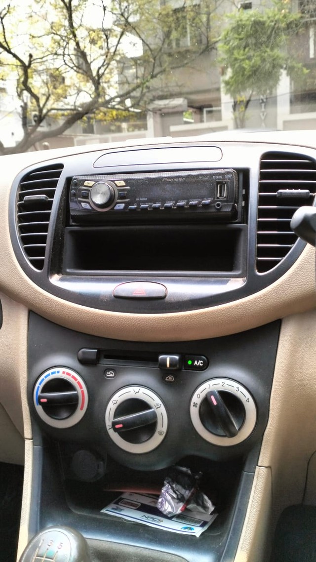 Second-hand 2009 Hyundai i10 Era 1.1 for sale in Coimbatore-16