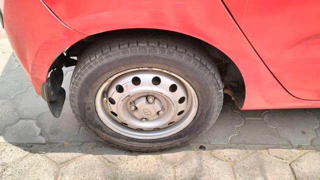 Second-hand 2009 Hyundai i10 Era 1.1 for sale in Coimbatore-7