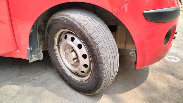 Second-hand 2009 Hyundai i10 Era 1.1 for sale in Coimbatore-10