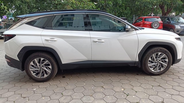Second-hand 2023 Hyundai Tucson Signature AT DT for sale in Coimbatore-1