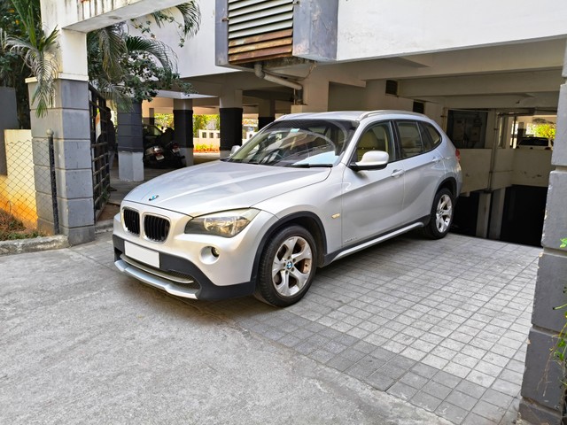 Second-hand 2011 BMW X1 sDrive20d for sale in Hyderabad-2