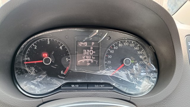 Volkswagen Vento 1.5 TDI Highline AT Second-hand 2016 Volkswagen Vento 1.5 TDI Highline AT for sale in Coimbatore-9