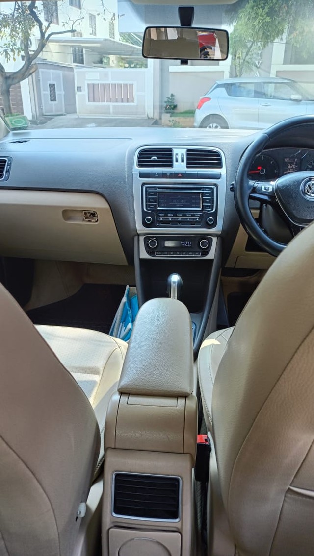 Volkswagen Vento 1.5 TDI Highline AT Second-hand 2016 Volkswagen Vento 1.5 TDI Highline AT for sale in Coimbatore-8
