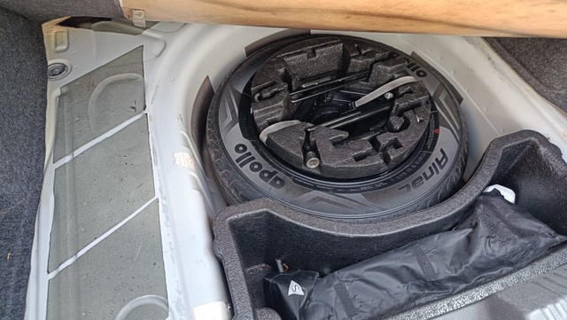 Volkswagen Vento 1.5 TDI Highline AT Second-hand 2016 Volkswagen Vento 1.5 TDI Highline AT for sale in Coimbatore-6