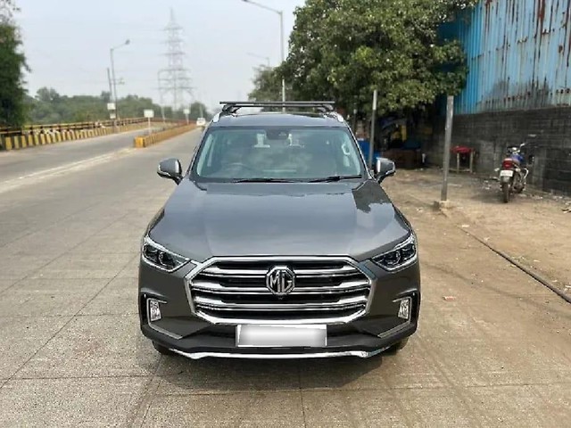 Second-hand 2023 MG Gloster Savvy 4x2 7Str for sale in Mumbai-6