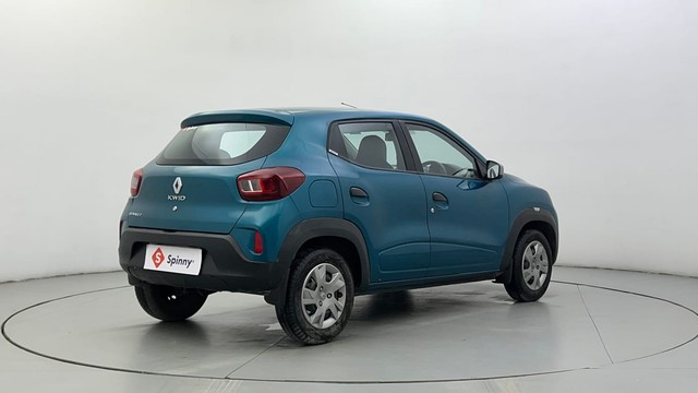 Second-hand 2021 Renault KWID 1.0 RXT AMT Opt for sale in Ahmedabad-3
