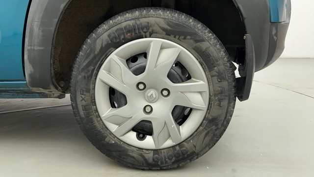 Second-hand 2021 Renault KWID 1.0 RXT AMT Opt for sale in Ahmedabad-19