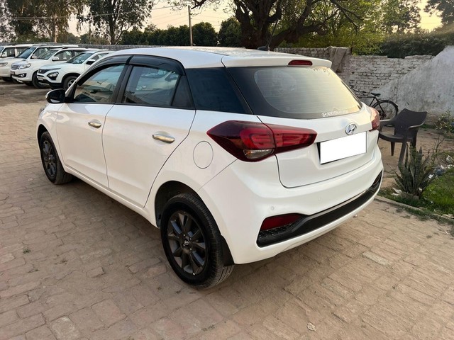 Hyundai i20 1.2 Asta Second-hand 2018 Hyundai i20 1.2 Asta for sale in Ludhiana-7