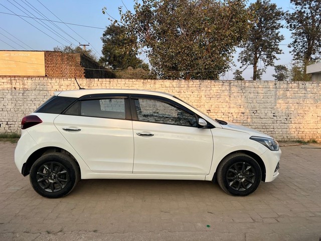 Hyundai i20 1.2 Asta Second-hand 2018 Hyundai i20 1.2 Asta for sale in Ludhiana-1