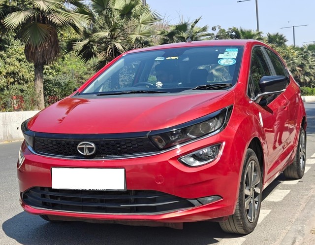 Second-hand 2022 Tata Altroz XZA Opt DCT for sale in New Delhi-3