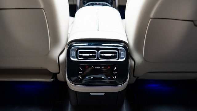 Second-hand 2023 Mercedes-Benz S-Class S450 4Matic BSVI for sale in New Delhi-15