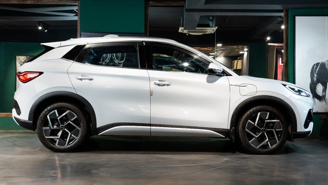 Second-hand 2023 BYD Atto 3 Special Edition for sale in New Delhi-1