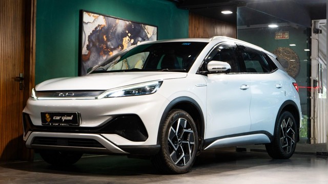 Second-hand 2023 BYD Atto 3 Special Edition for sale in New Delhi-10