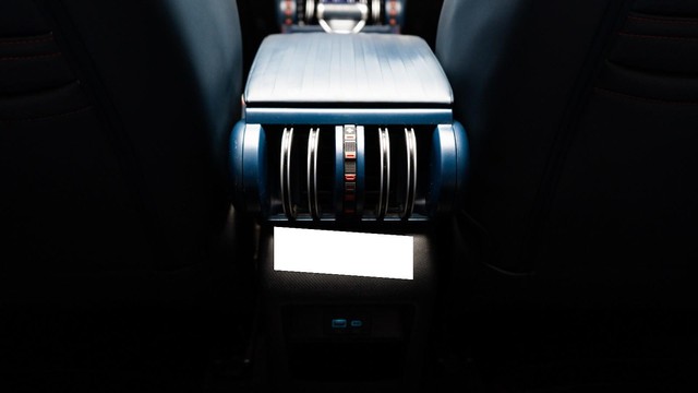 Second-hand 2023 BYD Atto 3 Special Edition for sale in New Delhi-4