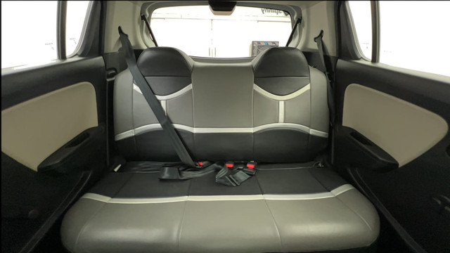 Second-hand 2021 Maruti Suzuki Alto 800 LXi for sale in Ahmedabad-37