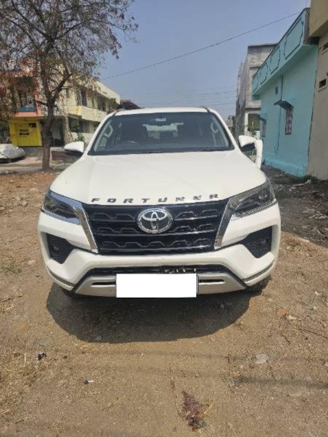 Second-hand 2025 Toyota Fortuner 4X4 Diesel for sale in Nizamabad-2