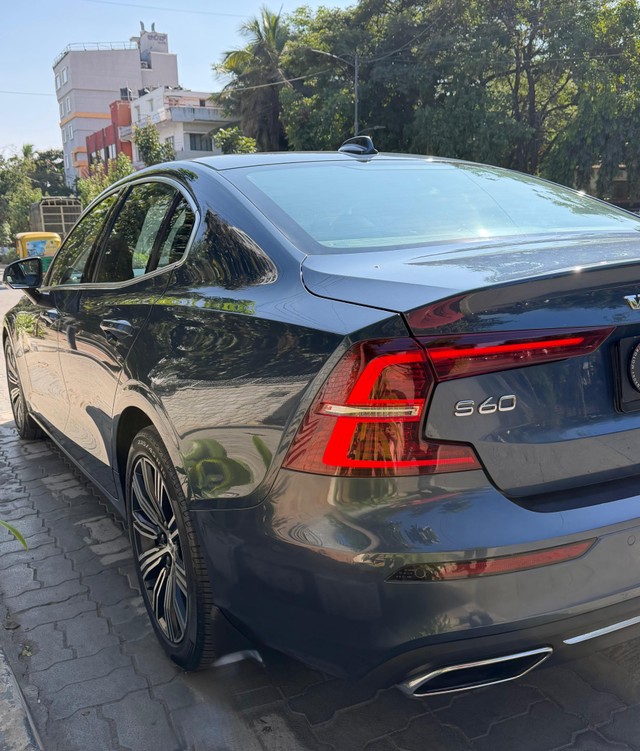 Second-hand 2021 Volvo S60 T4 Inscription for sale in Bangalore-8