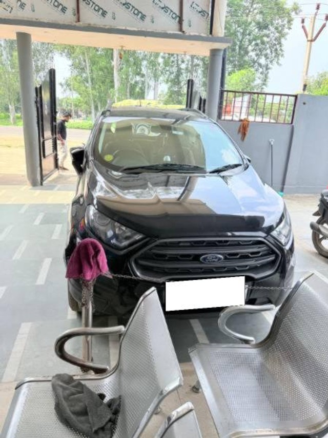 Second-hand 2020 Ford Ecosport Sports Diesel for sale in Bahraich-4
