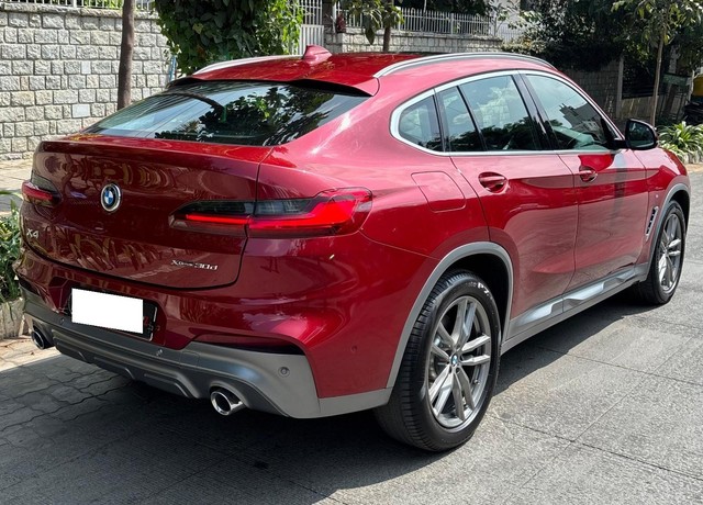 Second-hand 2021 BMW X4 M Sport X xDrive30d for sale in Bangalore-8