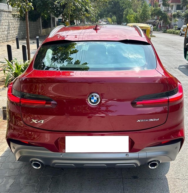 Second-hand 2021 BMW X4 M Sport X xDrive30d for sale in Bangalore-2