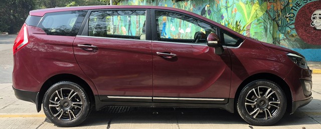 Second-hand 2018 Mahindra Marazzo M8 for sale in Mumbai-1