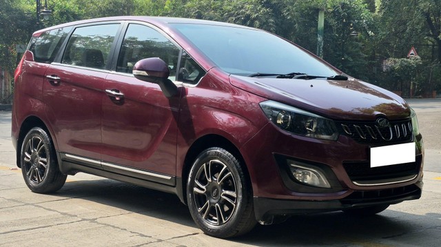 Second-hand 2018 Mahindra Marazzo M8 for sale in Mumbai-10