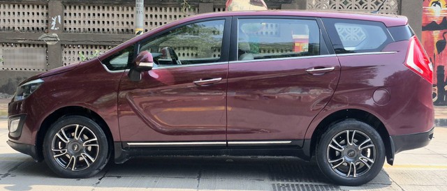 Second-hand 2018 Mahindra Marazzo M8 for sale in Mumbai-3