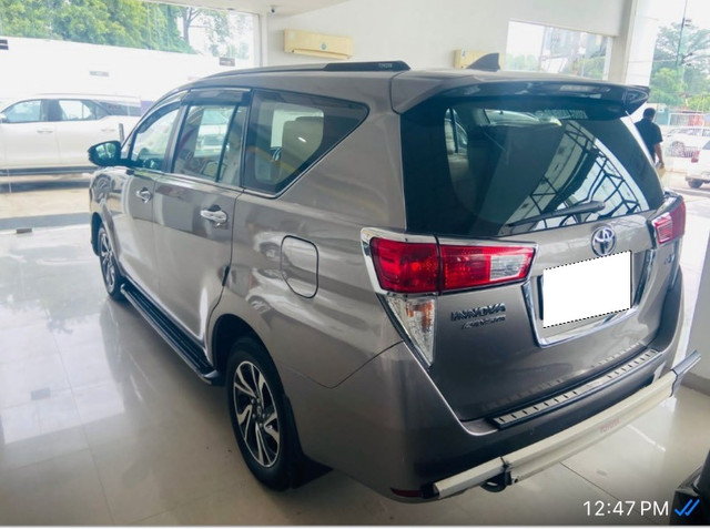 Second-hand 2022 Toyota Innova Crysta 2.4 VX 7 STR for sale in Varanasi-1