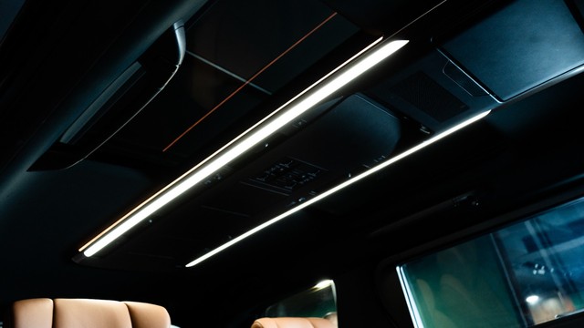 Second-hand 2025 Toyota Vellfire VIP Executive Lounge for sale in New Delhi-16