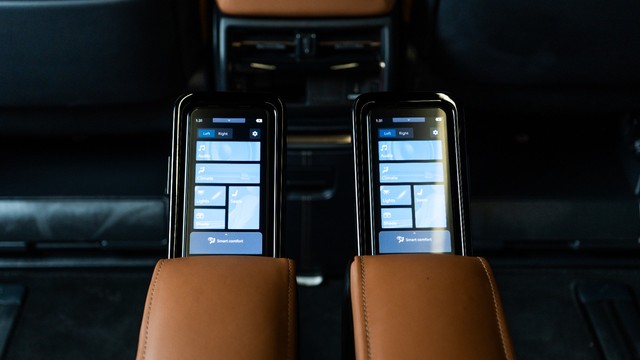 Second-hand 2025 Toyota Vellfire VIP Executive Lounge for sale in New Delhi-22