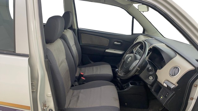 Second-hand 2013 Maruti Suzuki Wagon R LXI CNG for sale in Thane-25